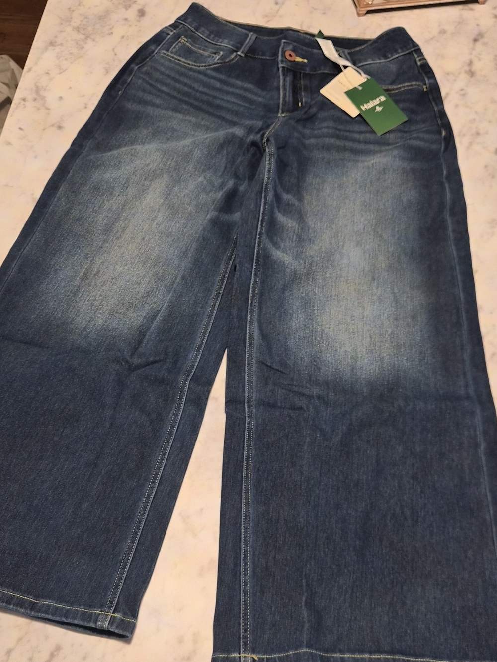 Halara Women's Petite  Medium Jeans